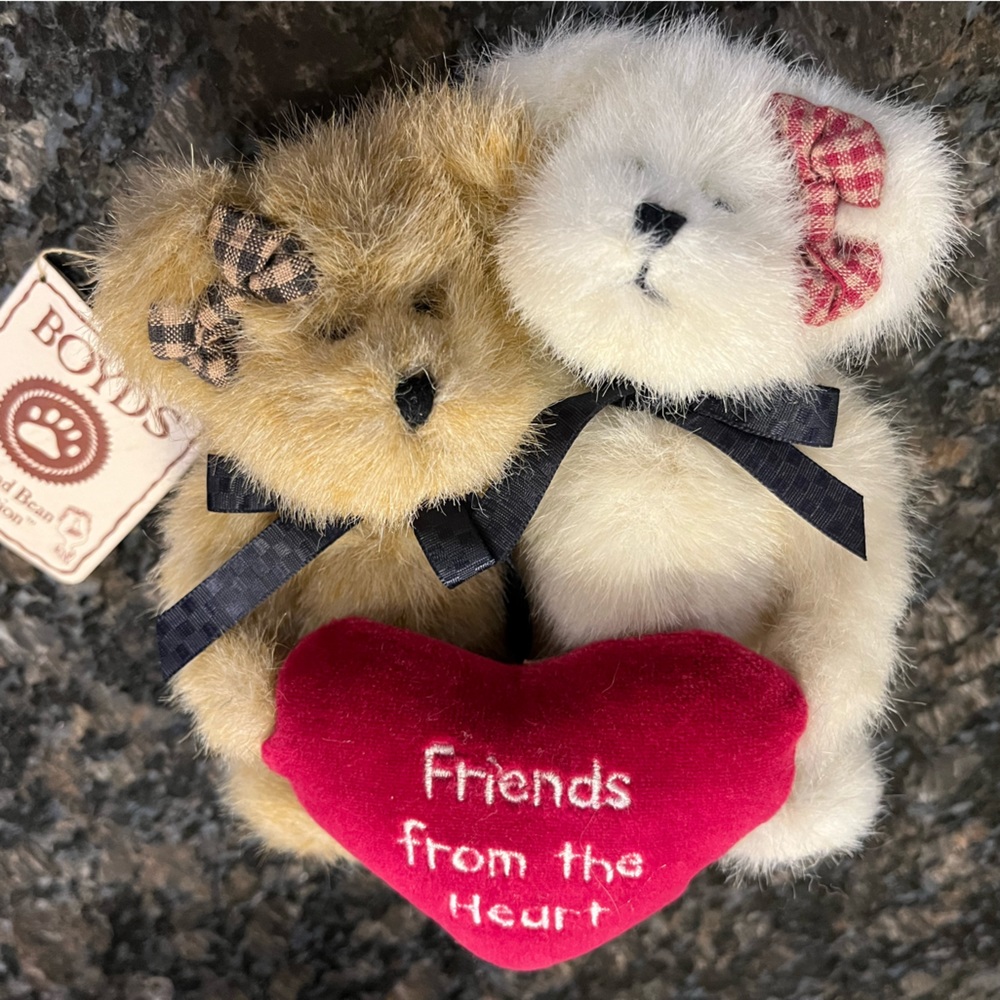 * Boyds Bears Friends From The Heart Collectible
